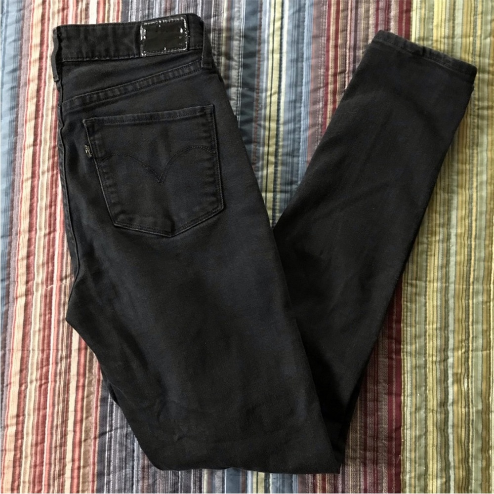 Levi’s | Black High Rise Skinny Jeans